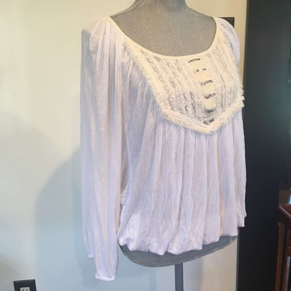 👚FREE PEOPLE peasant boho lace sequin top